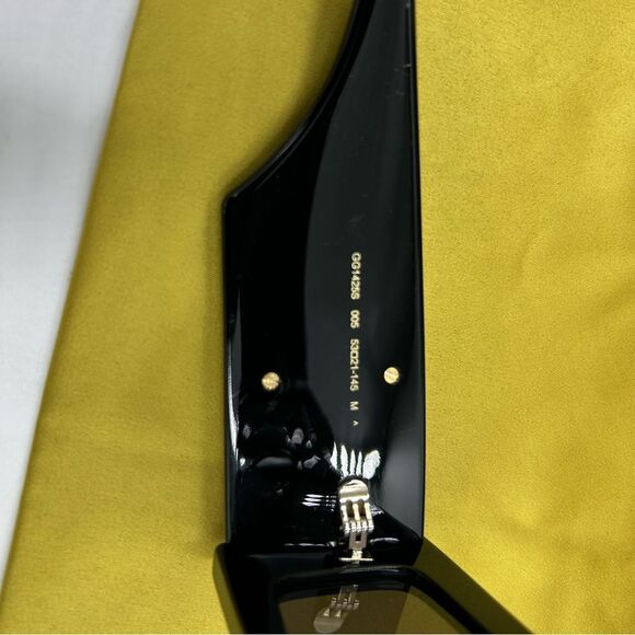 Gucci generation 53 mm rectangular sunglasses made in Italy NWT - Picture 8 of 11